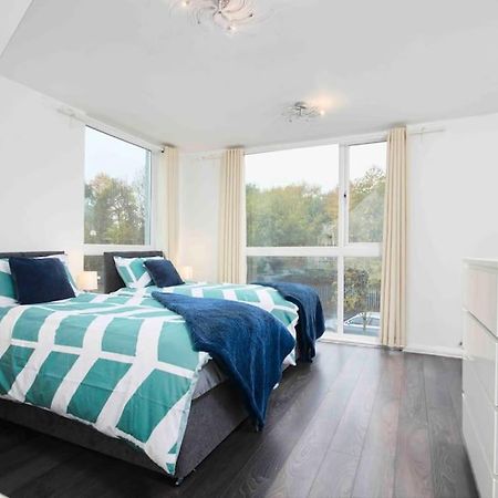 Dellehomes- Free Parking, Wfh, Family-Friendly Manchester Eksteriør bilde