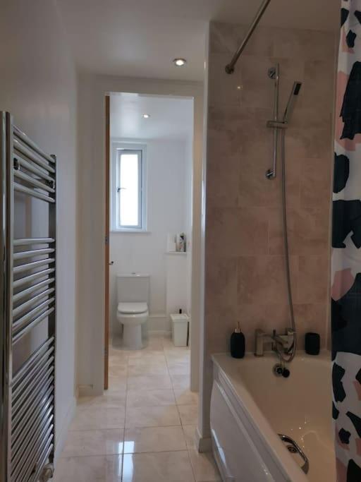 Dellehomes- Free Parking, Wfh, Family-Friendly Manchester Eksteriør bilde